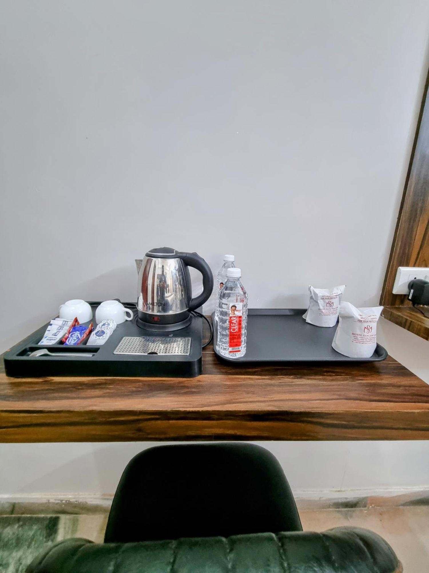 Hotel Sangam View Prayagraj Esterno foto