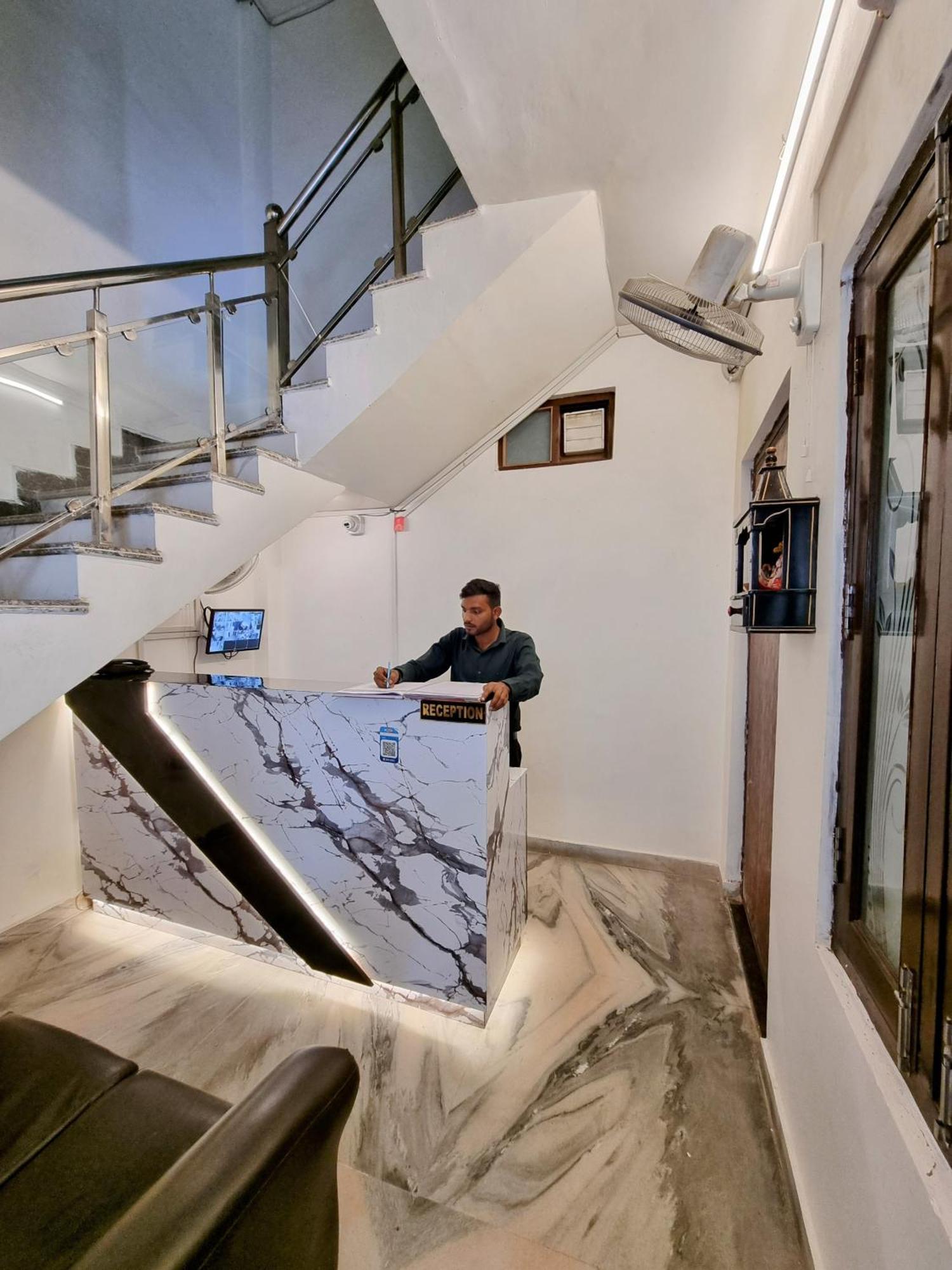 Hotel Sangam View Prayagraj Esterno foto