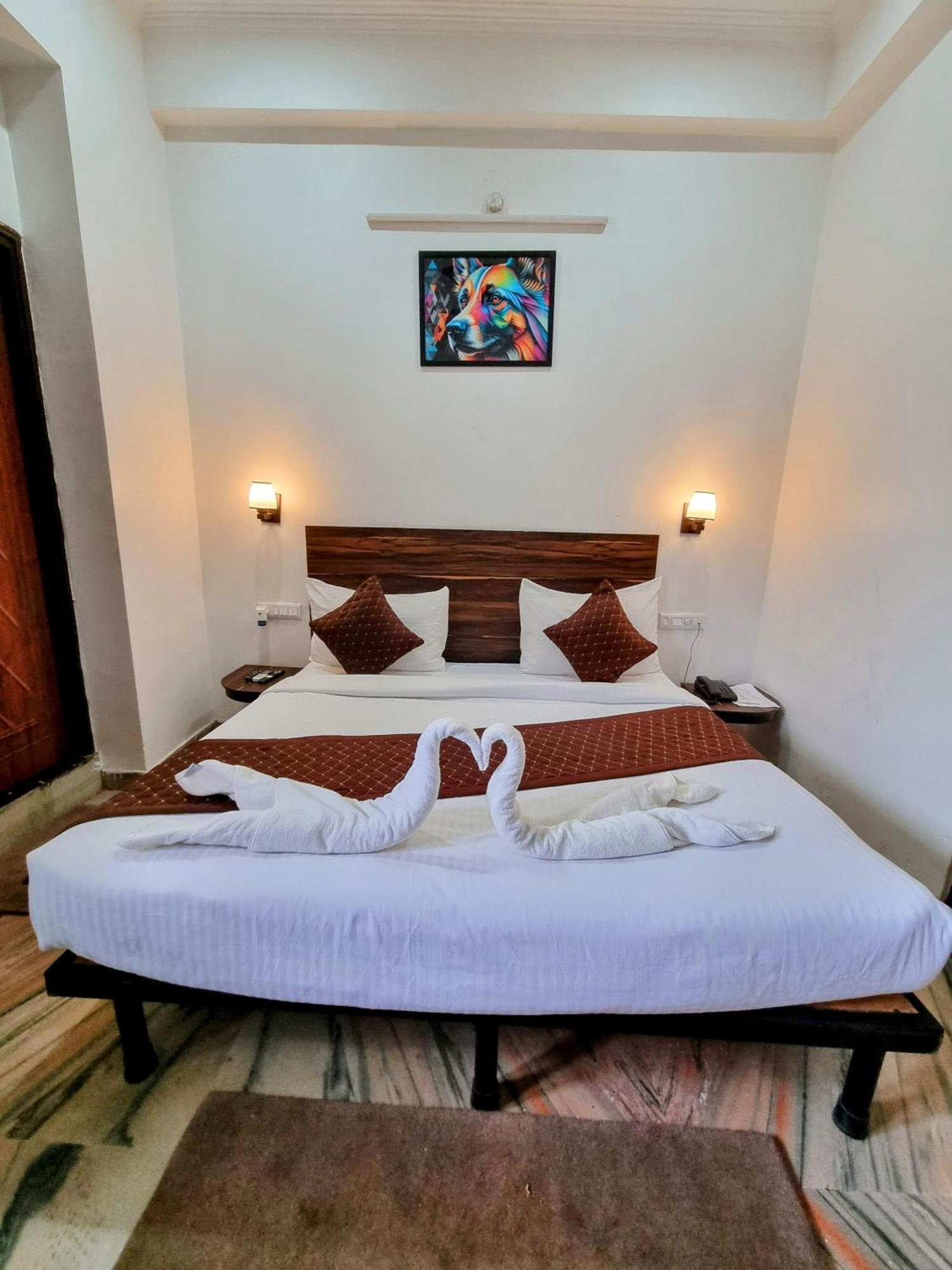 Hotel Sangam View Prayagraj Esterno foto