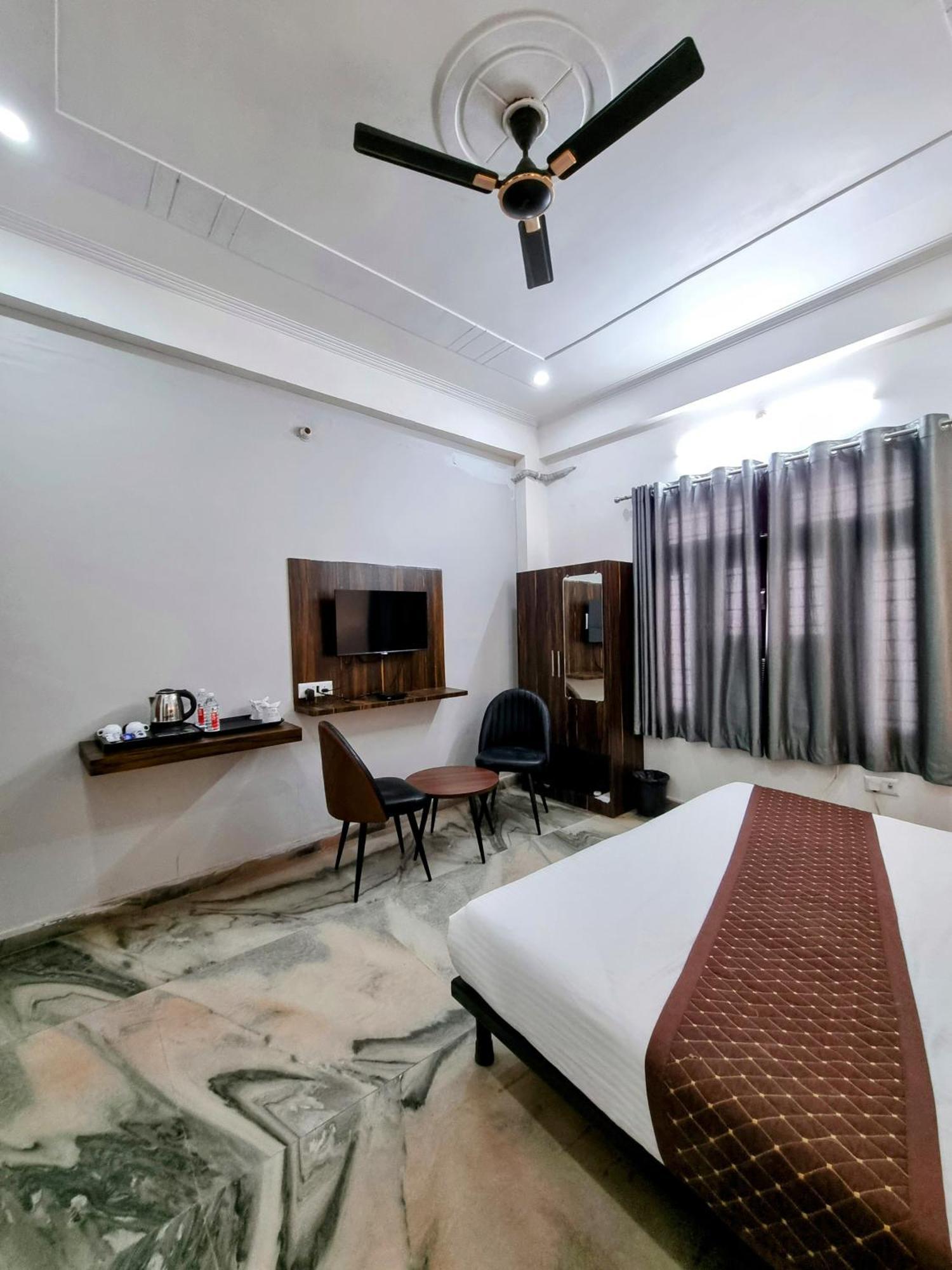 Hotel Sangam View Prayagraj Esterno foto