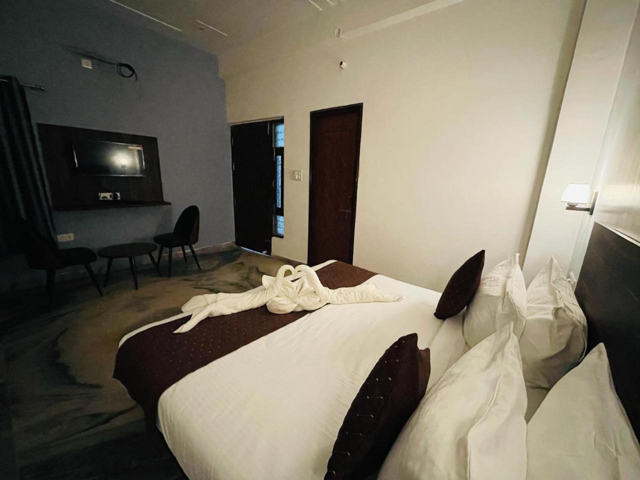 Hotel Sangam View Prayagraj Esterno foto