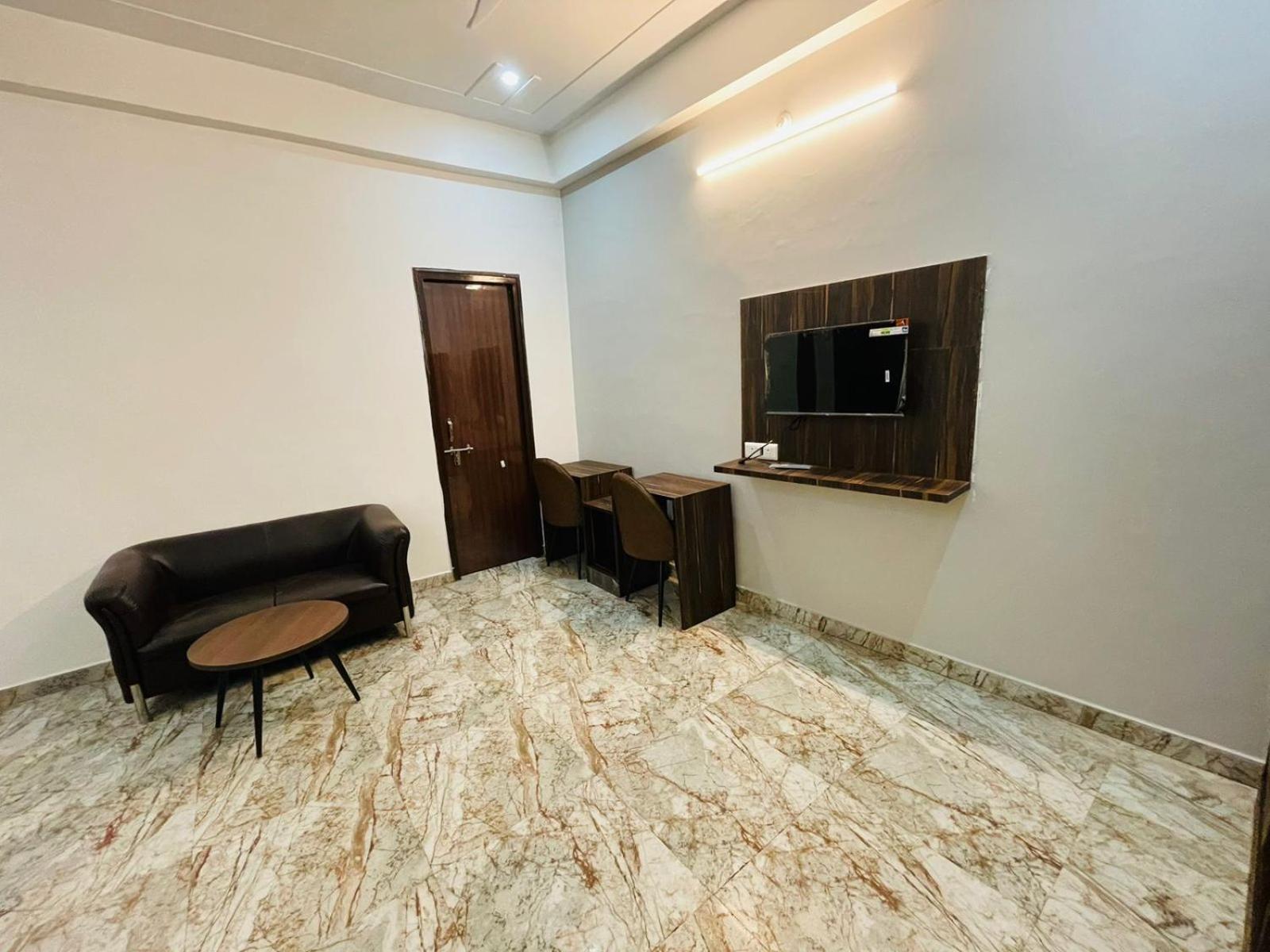 Hotel Sangam View Prayagraj Esterno foto